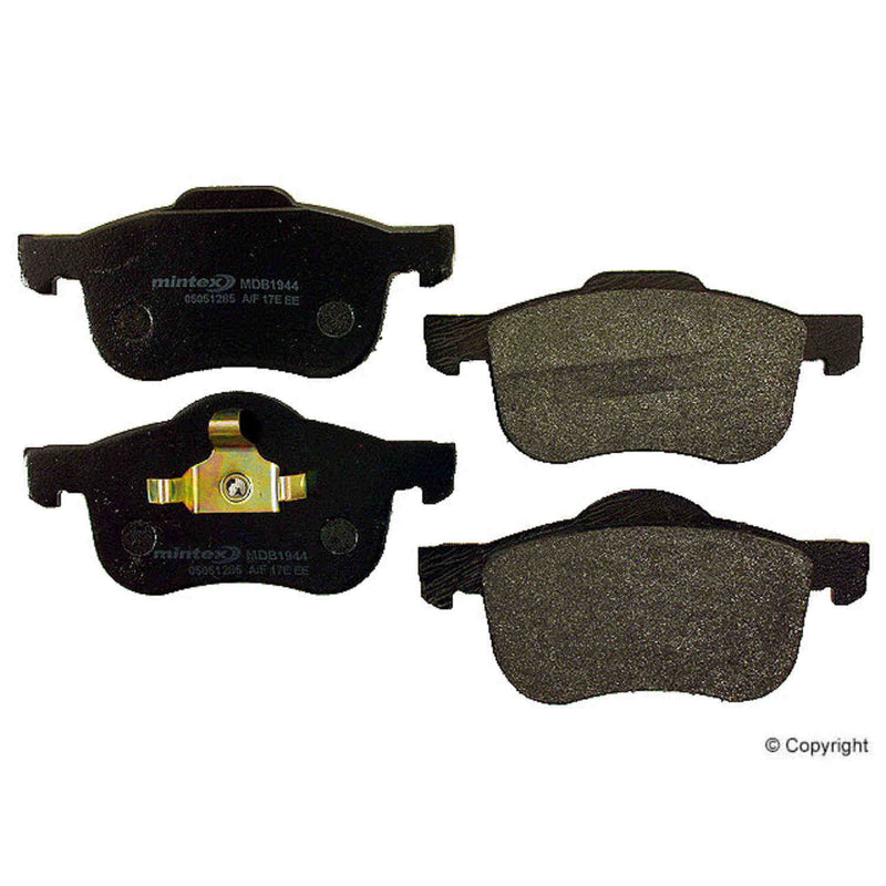 New Front Brake Pads for Volvo S60 S80 V70 XC70