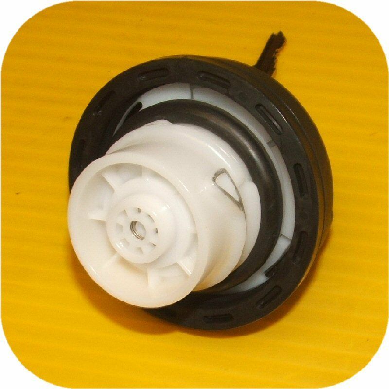 Locking Gas Cap for Mazda 6 CX7 MPV MX5 Miata RX8 Villager