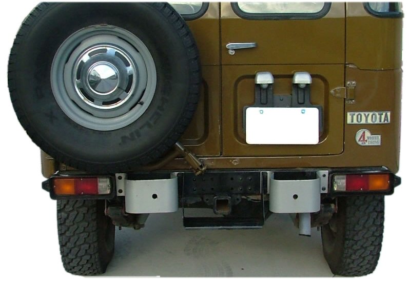 New Rear OEM Bumperettes Bumper FJ40 Land Cruiser-596