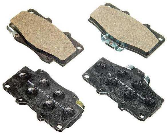 Front Brake Pad Set for Toyota 4WD T100 4Runner Pickup