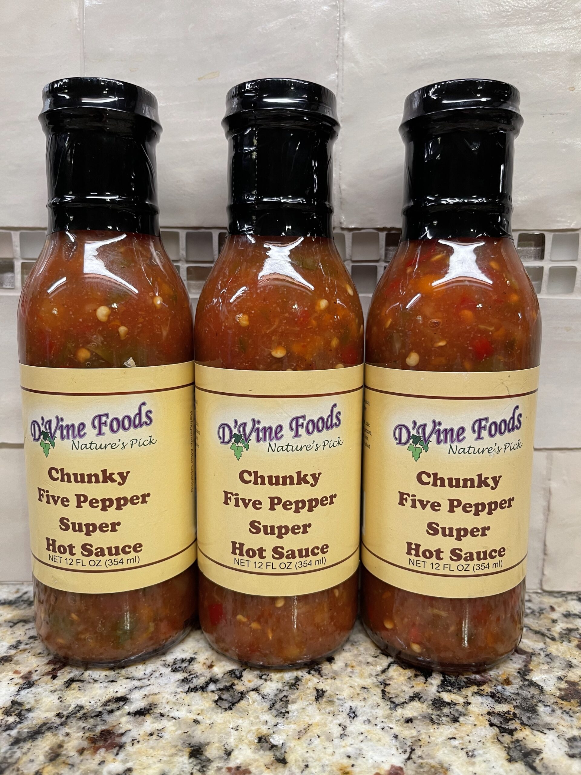 3 BOTTLES D'Vine Foods Chunky Five Pepper Super Hot Sauce 12 oz